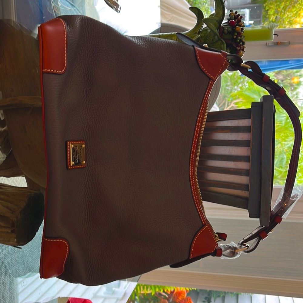 Dooney and Bourke pebble grain leather Hobo purse